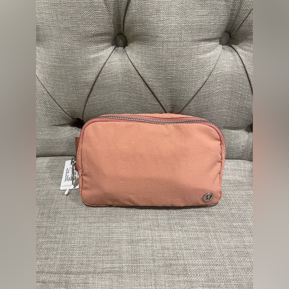 Lululemon Everywhere Belt Bag Pink Savannah